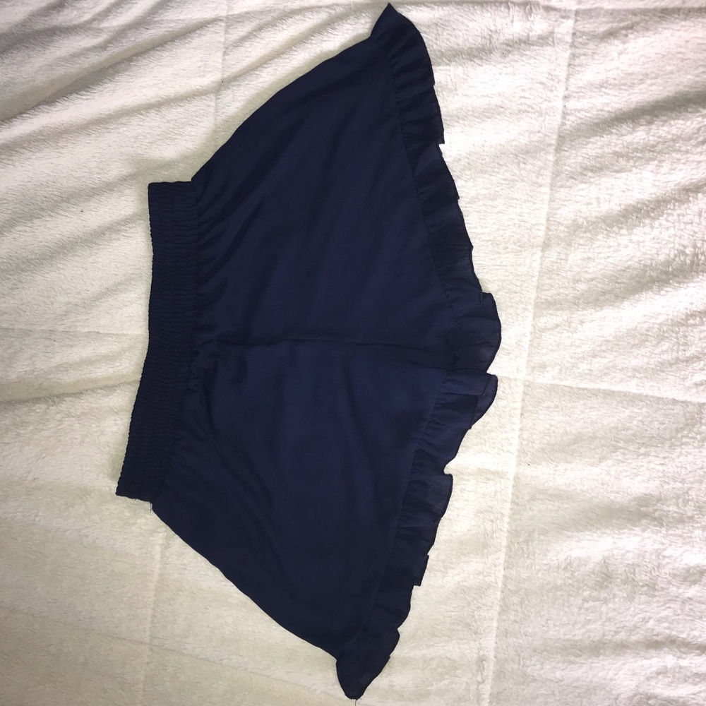 Navy Blue Shorts with Ruffles! - Picture 3 of 3